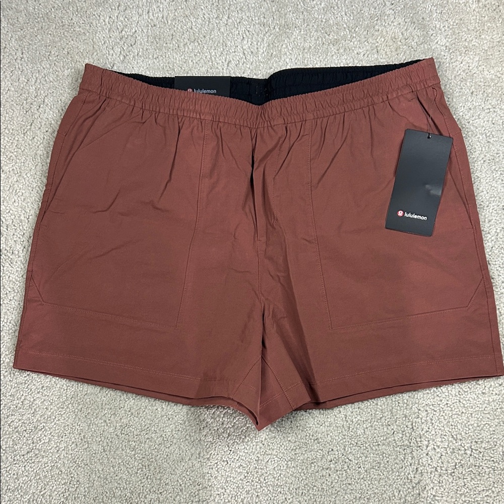 Lululemon Bowline Short 5” NWT